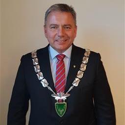 Bilde av Knut Sjømæling med ordførerkjede